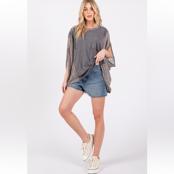 23 ✨RESTOCKED✨Boho Solid Knit Boat Neck Front Pocket Poncho - Picture 6 of 6